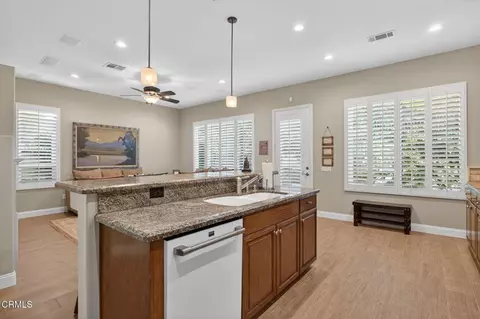 Kitchen - 2023 Alborada Dr, Camarillo, CA 93010 photo 7 of 8