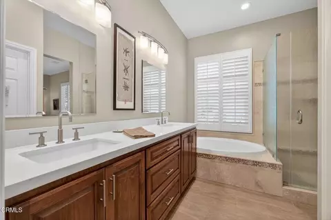 Bath - 2023 Alborada Dr, Camarillo, CA 93010 photo 1 of 7