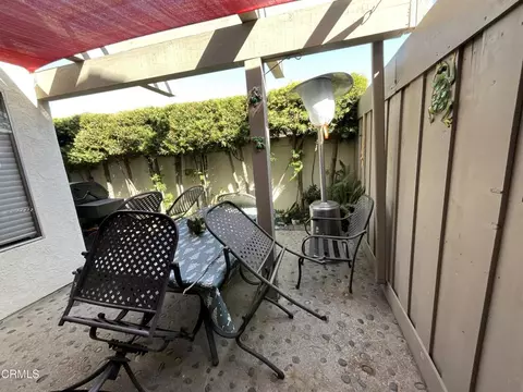 Exterior - 608 Holly Ave, Oxnard, CA 93036 photo 7 of 8