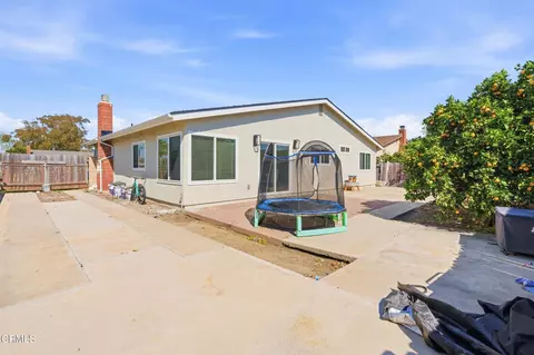 Exterior - 3090 Net Ct, Oxnard, CA 93035 photo 3 of 4