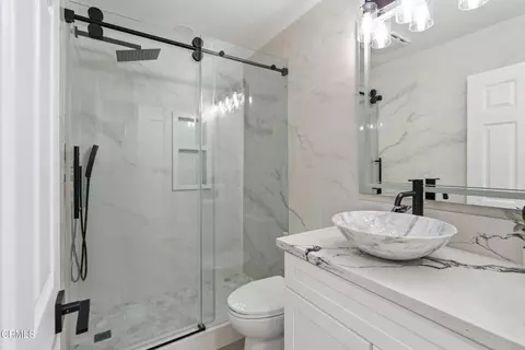 Bath - 3090 Net Ct, Oxnard, CA 93035 photo 1 of 4