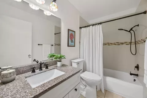 Bath - 3720 Via Pacifica Walk, Oxnard, CA 93035 photo 3 of 3
