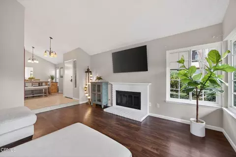 Living - 3720 Via Pacifica Walk, Oxnard, CA 93035 photo 2 of 2