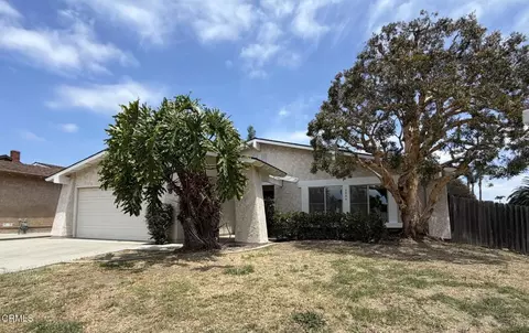 2586 Waxwing Ave, Ventura, CA 93003
