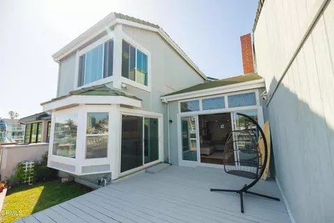 Exterior - 2145 Kingsbridge Way, Oxnard, CA 93035 photo 8 of 10