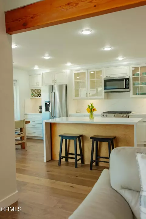 Kitchen - 2145 Kingsbridge Way, Oxnard, CA 93035 photo 1 of 6