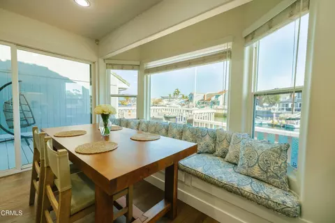 Dining - 2145 Kingsbridge Way, Oxnard, CA 93035 photo 1 of 1