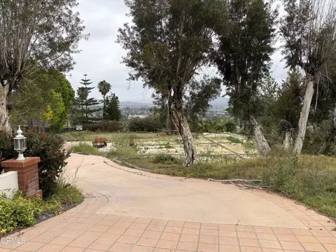 690 Corriente Ct, Camarillo, CA 93010 photo 3