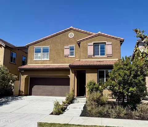 541 Owens River Dr, Oxnard, CA 93036