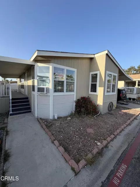 117 Calle Viejo #117, Camarillo, CA 93012