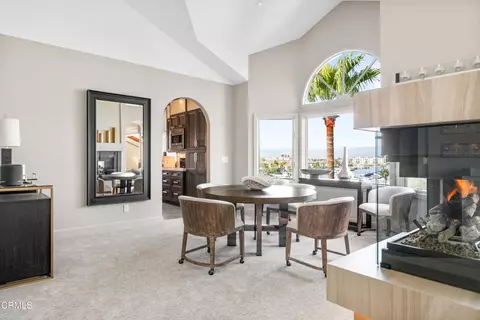 Dining - 1758 Emerald Isle Way, Oxnard, CA 93035 photo 2 of 2