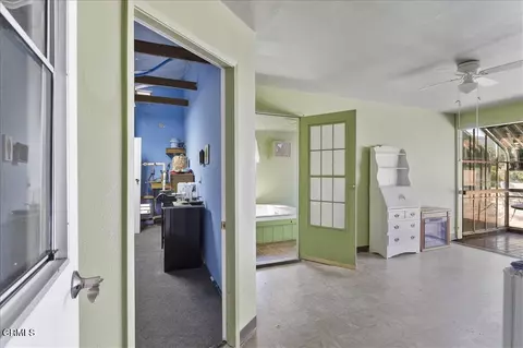 Entry Way - 20476 Old Town Rd, Tehachapi, CA 93561 photo 3 of 3