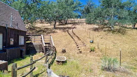 Exterior - 20476 Old Town Rd, Tehachapi, CA 93561 photo 12 of 13