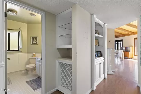 Entry Way - 20476 Old Town Rd, Tehachapi, CA 93561 photo 2 of 3