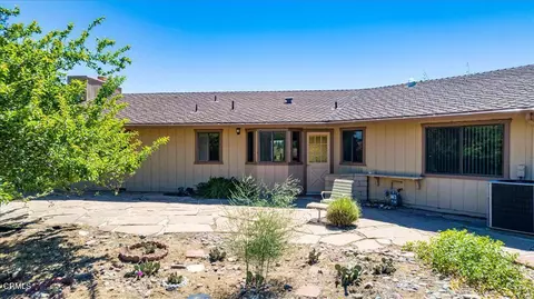 Exterior - 20476 Old Town Rd, Tehachapi, CA 93561 photo 10 of 13