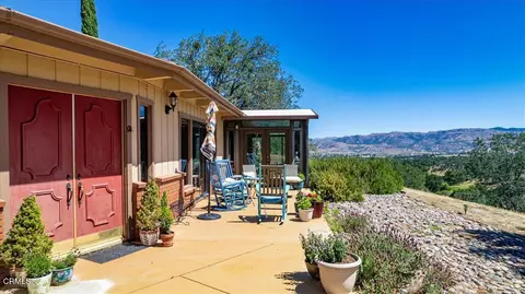 Other - 20476 Old Town Rd, Tehachapi, CA 93561 photo 2 of 13