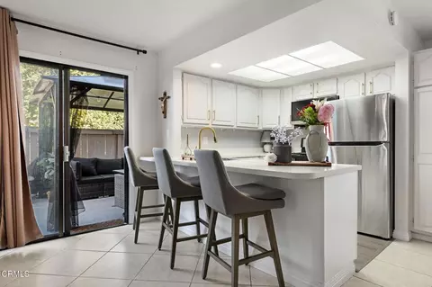 Kitchen - 553 S E St, Oxnard, CA 93030 photo 2 of 3