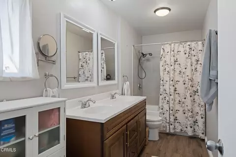 Bath - 553 S E St, Oxnard, CA 93030 photo 1 of 1