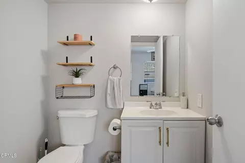 Other - 553 S E St, Oxnard, CA 93030 photo 5 of 8