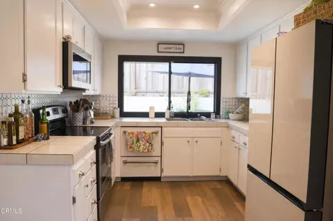 Kitchen - 2258 Via Tomas, Camarillo, CA 93010 photo 1 of 1