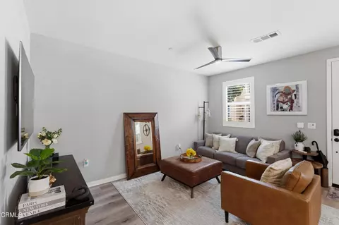 Living - 643 Winchester Dr, Oxnard, CA 93036 photo 2 of 2