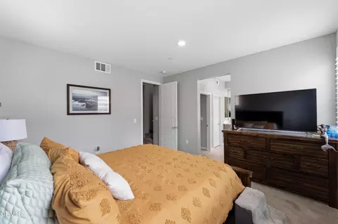 Bedroom - 643 Winchester Dr, Oxnard, CA 93036 photo 5 of 5
