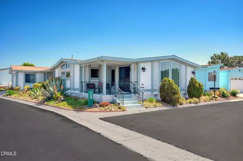 64 Poinsettia Gardens Dr #64, Ventura, CA 93004