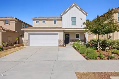 454 Celebration Ln, Santa Paula, CA 93060