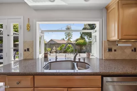 Kitchen - 145 Japonica Ct, Camarillo, CA 93012 photo 2 of 4