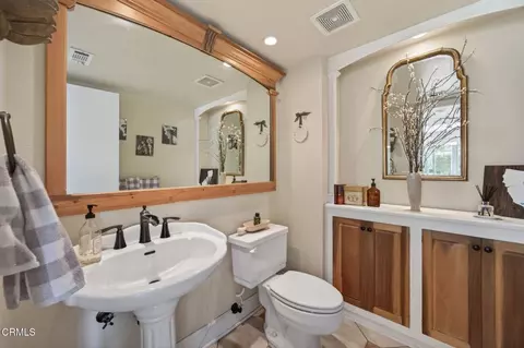 Bath - 145 Japonica Ct, Camarillo, CA 93012 photo 1 of 5