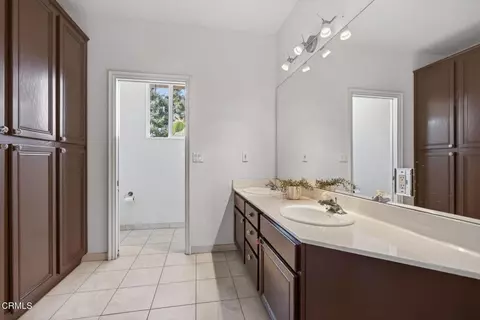 Bath - 1602 Grace Ct, Camarillo, CA 93010 photo 5 of 8