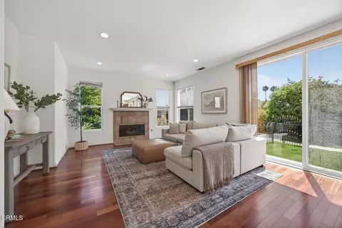 Living - 1602 Grace Ct, Camarillo, CA 93010 photo 3 of 5