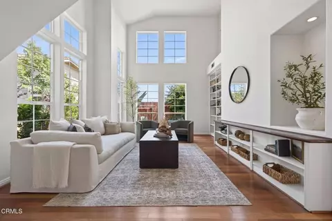 Living - 1602 Grace Ct, Camarillo, CA 93010 photo 1 of 5