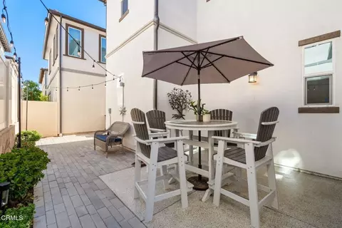 Exterior - 3068 Harrison Ln, Simi Valley, CA 93065 photo 5 of 11