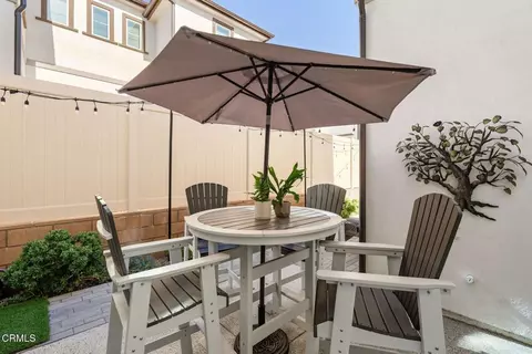 Exterior - 3068 Harrison Ln, Simi Valley, CA 93065 photo 4 of 11