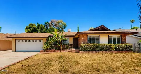 22423 Cantara St, West Hills, CA 91304