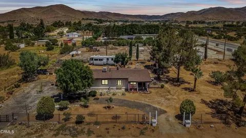 View/Area - 33011 Crown Valley Rd, Acton, CA 93510 photo 2 of 4