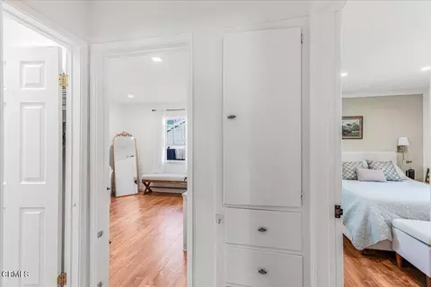 Entry Way - 634 E Kamala St, Oxnard, CA 93033 photo 1 of 2