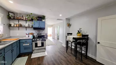 Entry Way - 712 Main St, Piru, CA 93040 photo 1 of 3