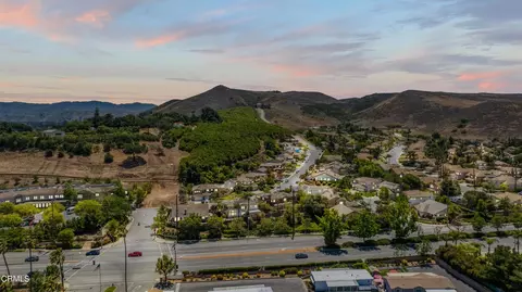 View/Area - 209 Southcrest Pl, Simi Valley, CA 93065 photo 6 of 7