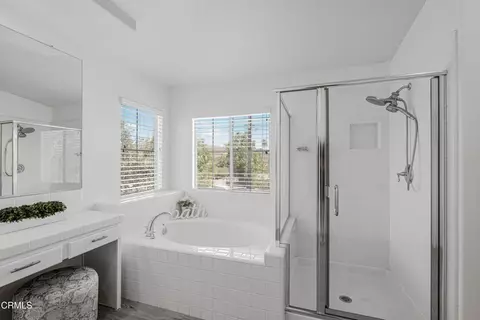 Bath - 209 Southcrest Pl, Simi Valley, CA 93065 photo 3 of 4