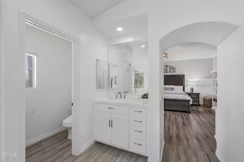 Entry Way - 209 Southcrest Pl, Simi Valley, CA 93065 photo 4 of 4