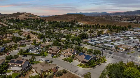 View/Area - 209 Southcrest Pl, Simi Valley, CA 93065 photo 2 of 7