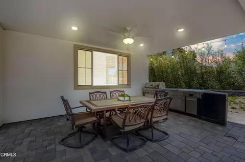 Exterior - 209 Southcrest Pl, Simi Valley, CA 93065 photo 5 of 9