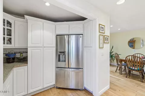 Kitchen - 386 Larmier, Oak View, CA 93022 photo 3 of 6