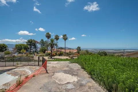 833 W Highland Dr, Camarillo, CA 93010 photo 12