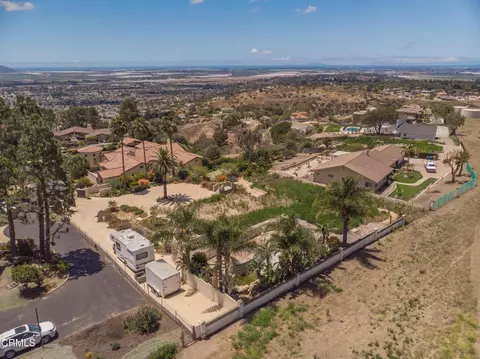 833 W Highland Dr, Camarillo, CA 93010 photo 22