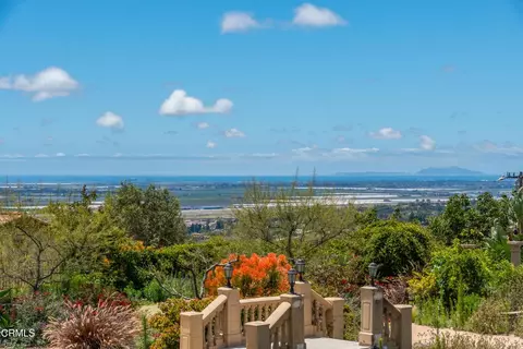 833 W Highland Dr, Camarillo, CA 93010 photo 19
