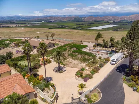 833 W Highland Dr, Camarillo, CA 93010 photo 20