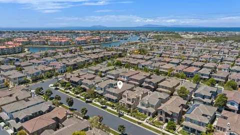 View/Area - 1423 Caspian Way, Oxnard, CA 93035 photo 2 of 8